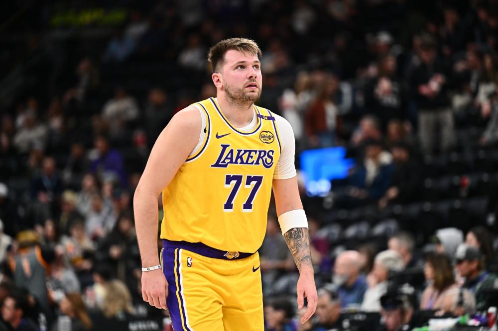 球迷们关注 球迷们关注