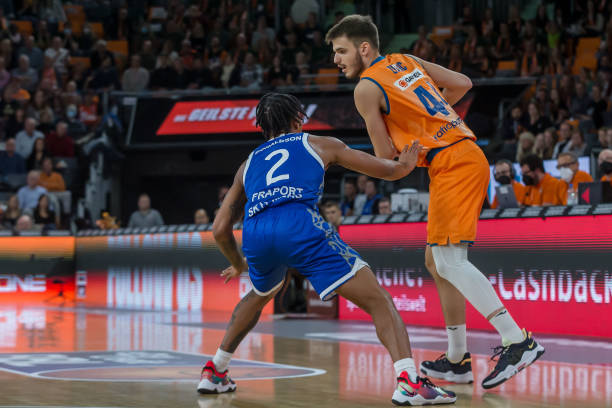 增加战术的 增加战术的